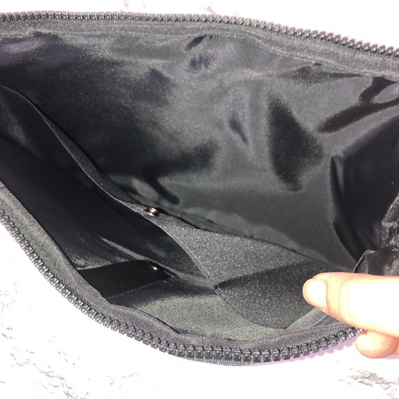 NWT The Phluid Project The Future Is Inclusive Laptop Bag - Picture 3 of 6